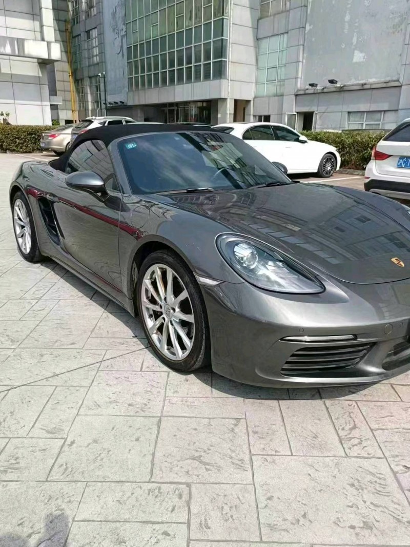 苏州18年保时捷Boxster2