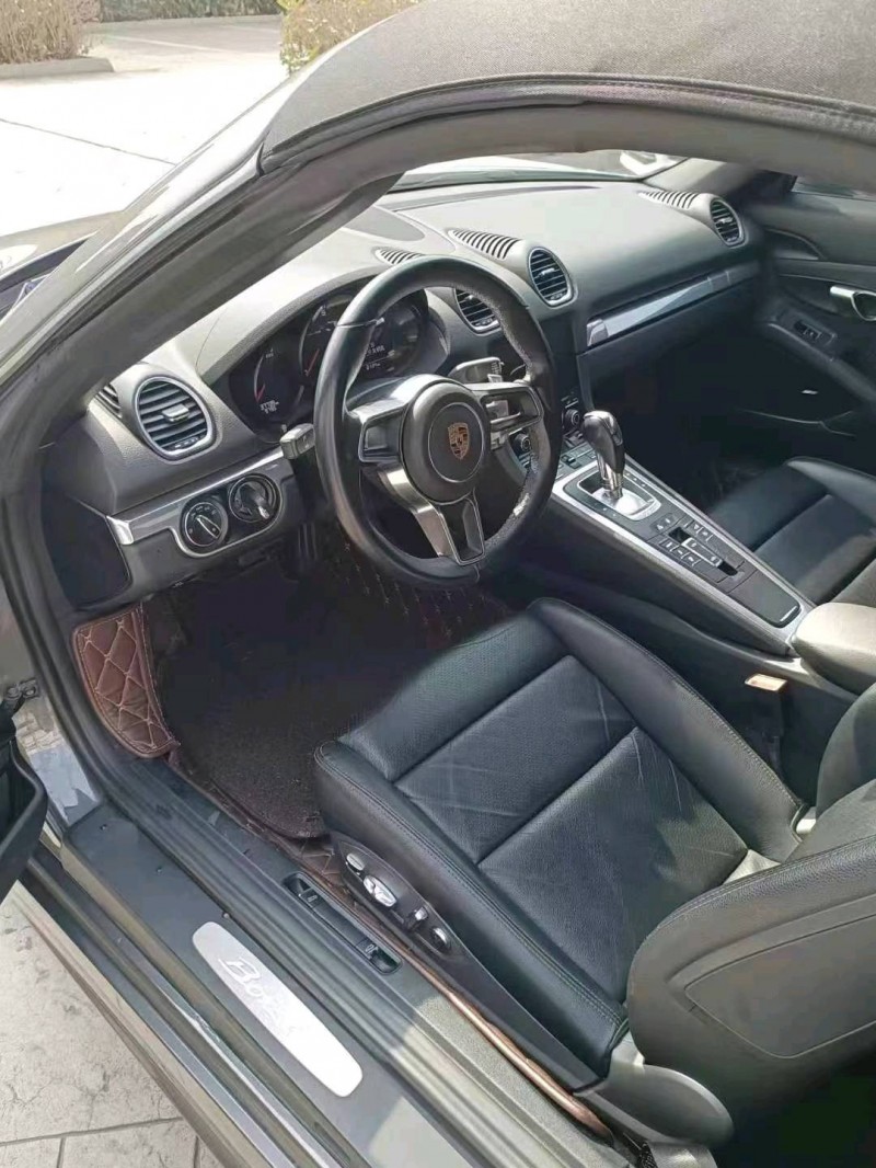 苏州18年保时捷Boxster7
