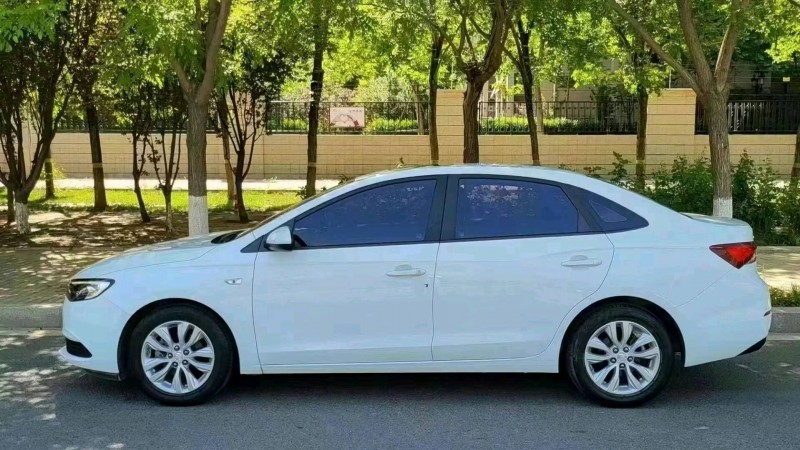 邢台20年别克英朗8