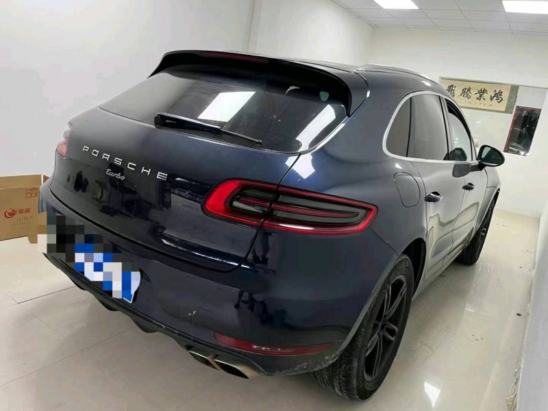 珠海17年保時捷Macan9