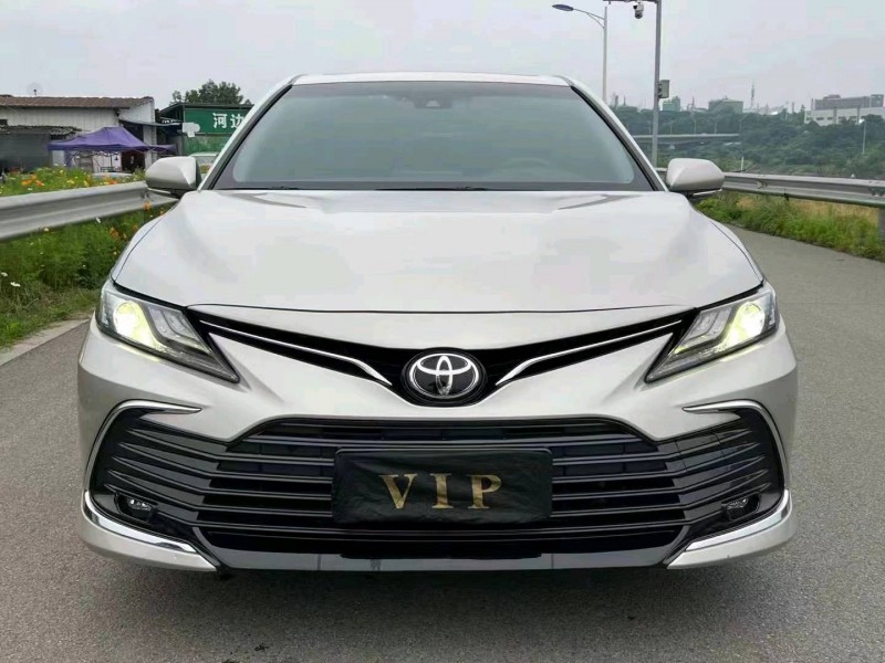 佛山22年丰田凯美瑞1