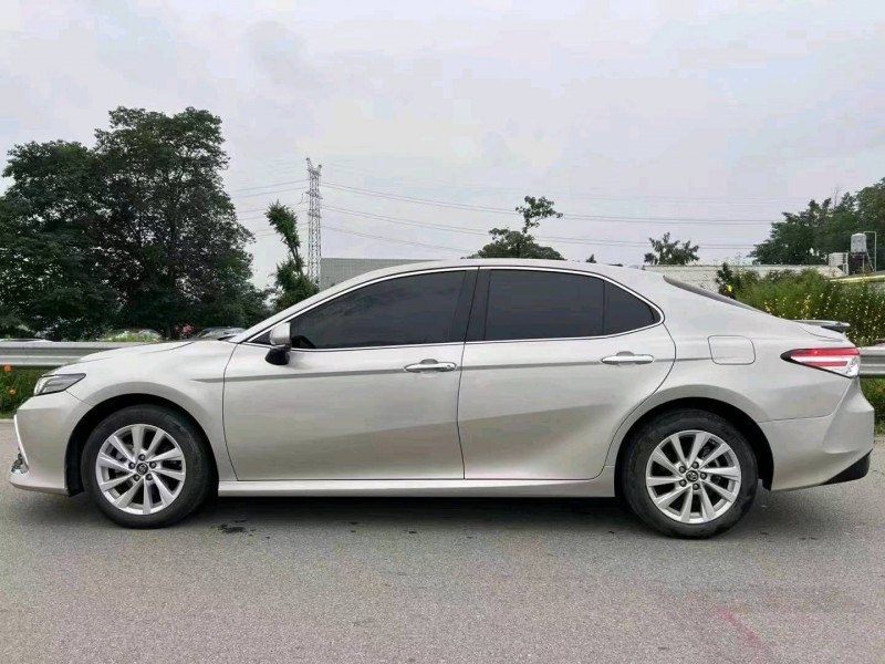 佛山22年丰田凯美瑞6