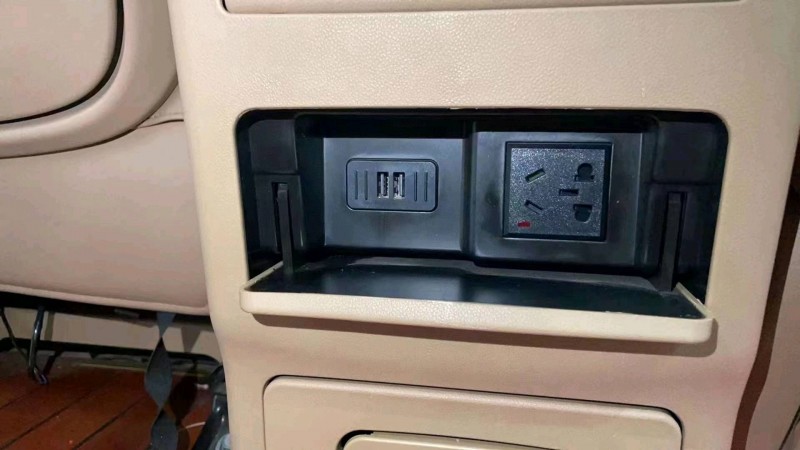 重庆20年别克GL85