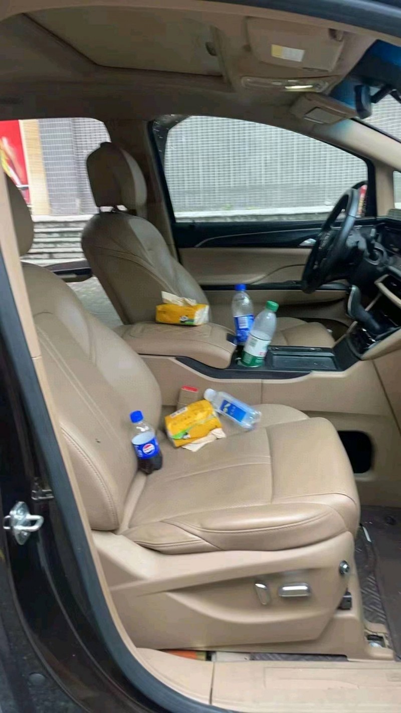 重庆20年别克GL88