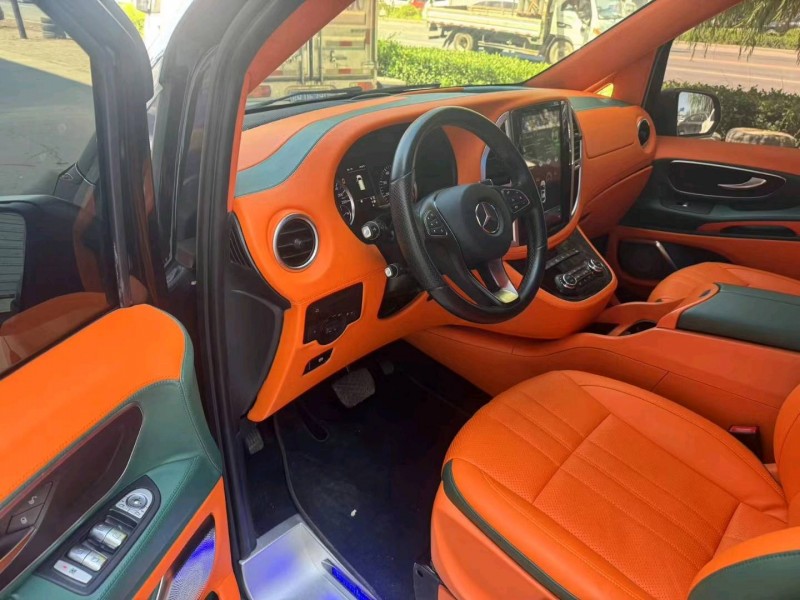 保定18年奔驰威霆3