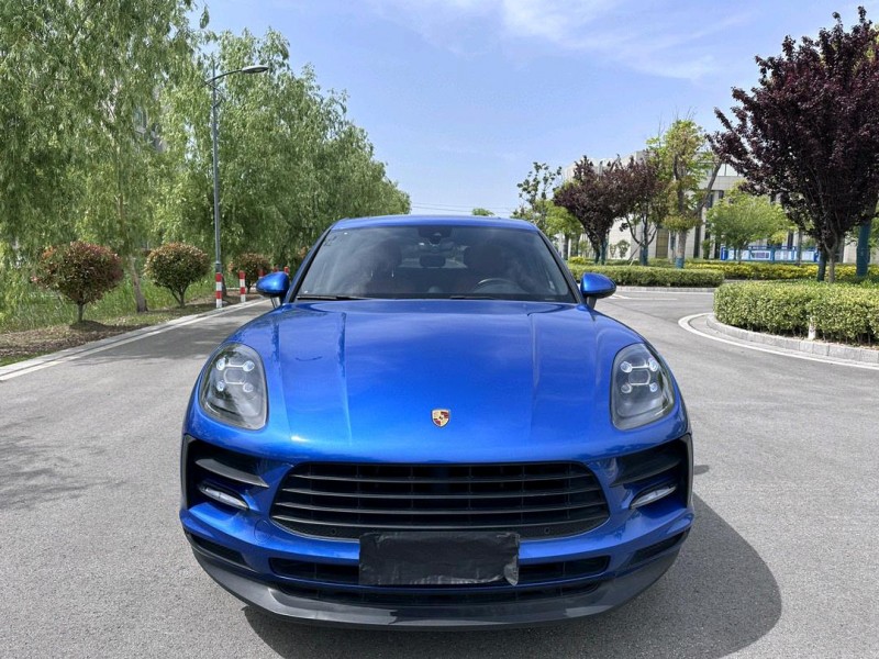 盐城20年保时捷Macan1