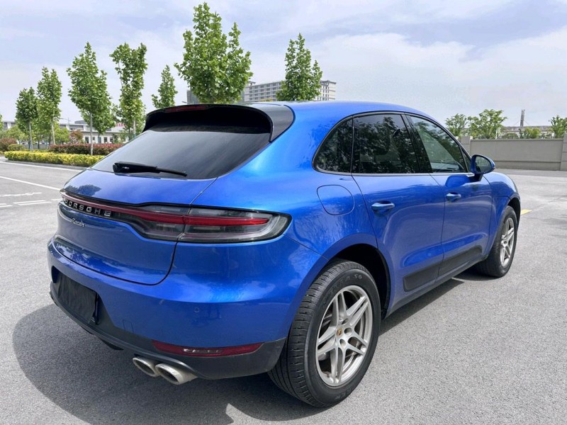 盐城20年保时捷Macan8