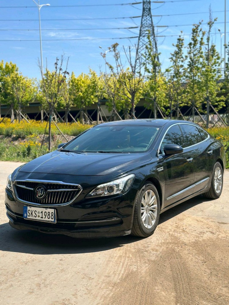 青岛17年别克君越2