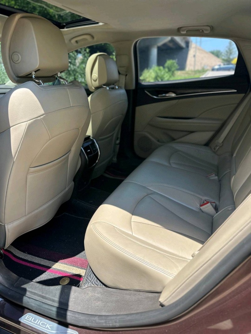 青岛16年别克君越5