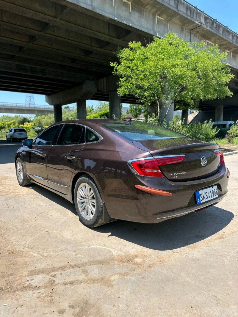 青岛16年别克君越8