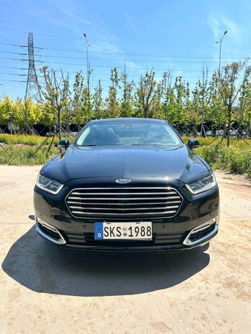 青岛17年福特金牛座1