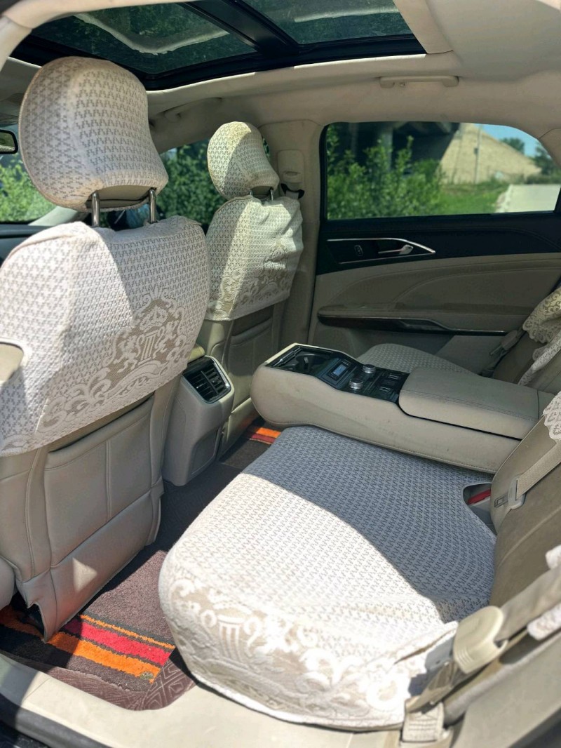 青岛17年福特金牛座5