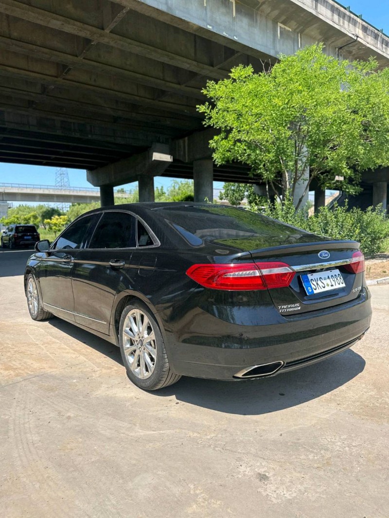 青岛17年福特金牛座8