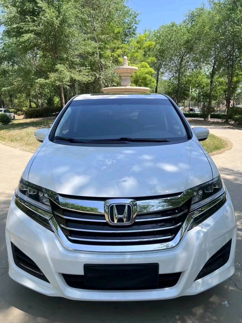 枣庄18年本田艾力绅1