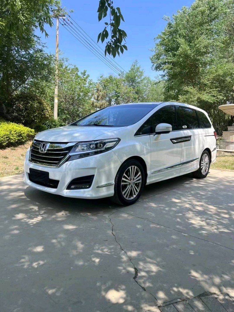 枣庄18年本田艾力绅2