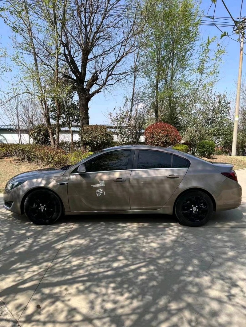 枣庄16年别克君威7