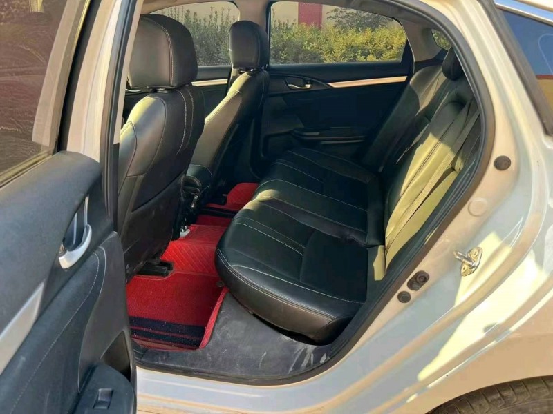 东营21年本田思域5