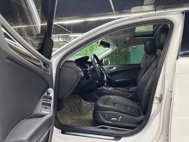 成都16年奥迪A4L3