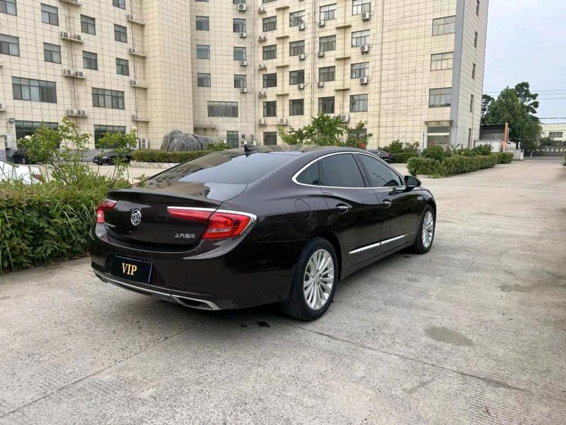 宿迁18年别克君越7