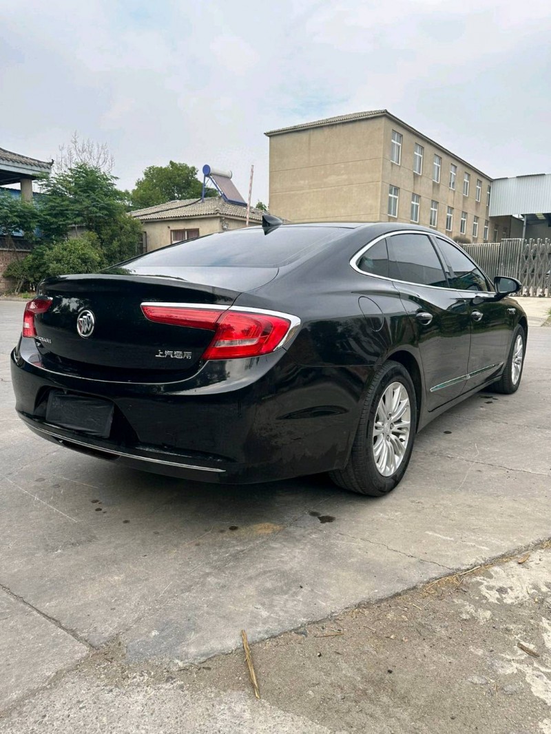 徐州19年别克君越8