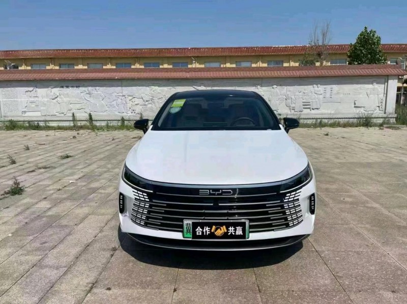 邢台24年比亚迪驱逐舰1