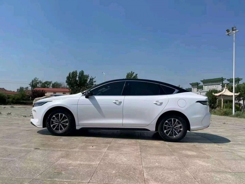 邢台24年比亚迪驱逐舰2