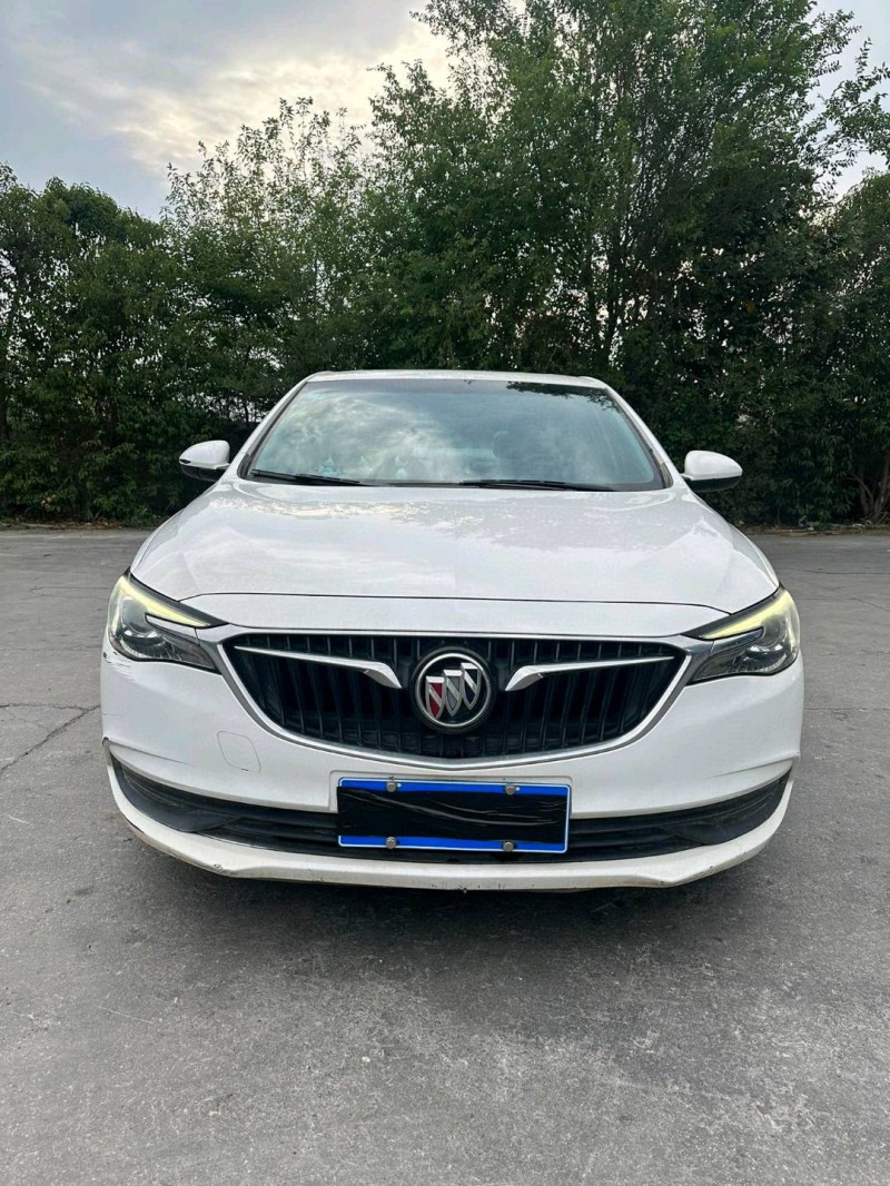 徐州18年别克英朗1