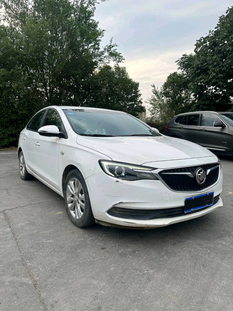 徐州18年别克英朗2