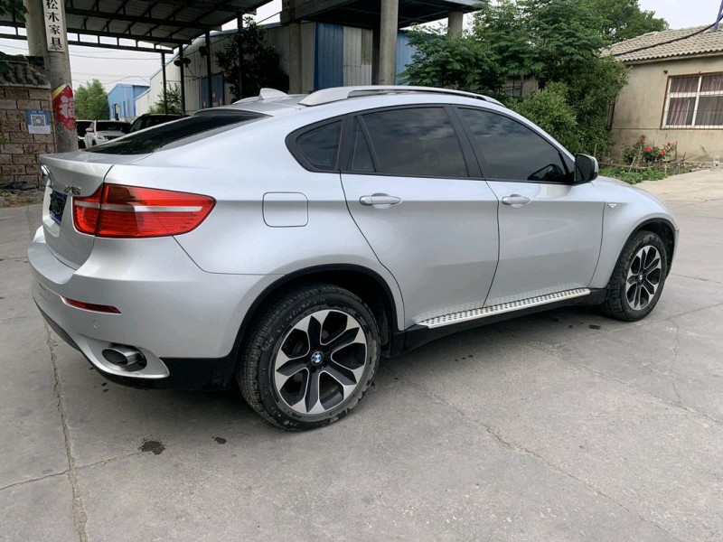 徐州09年宝马X68