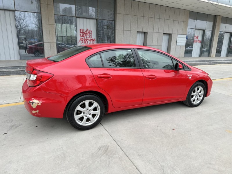 济宁13年本田思域4