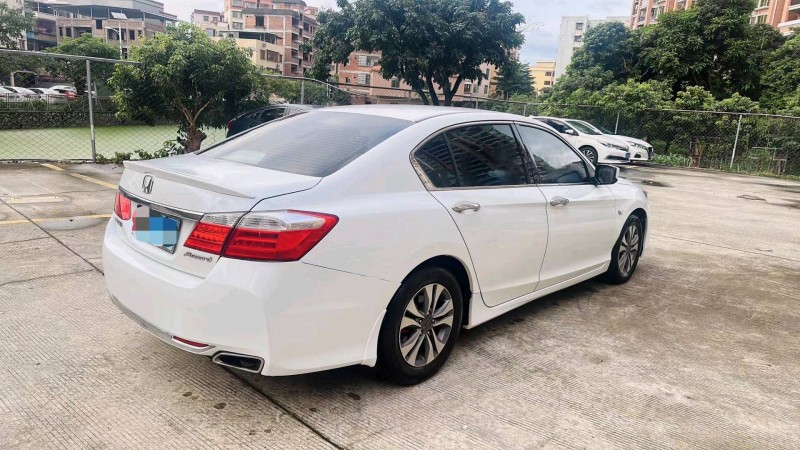 广州15年本田雅阁6