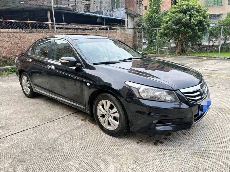 广州12年本田雅阁3