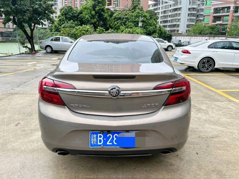 广州15年别克君威8