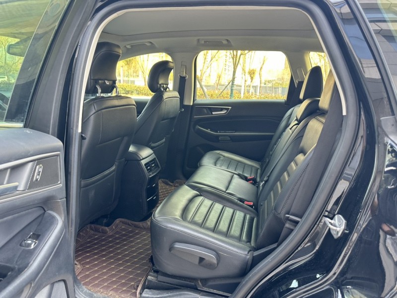 济宁19年福特锐界7