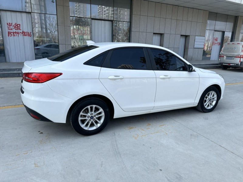 济宁20年福特福睿斯4