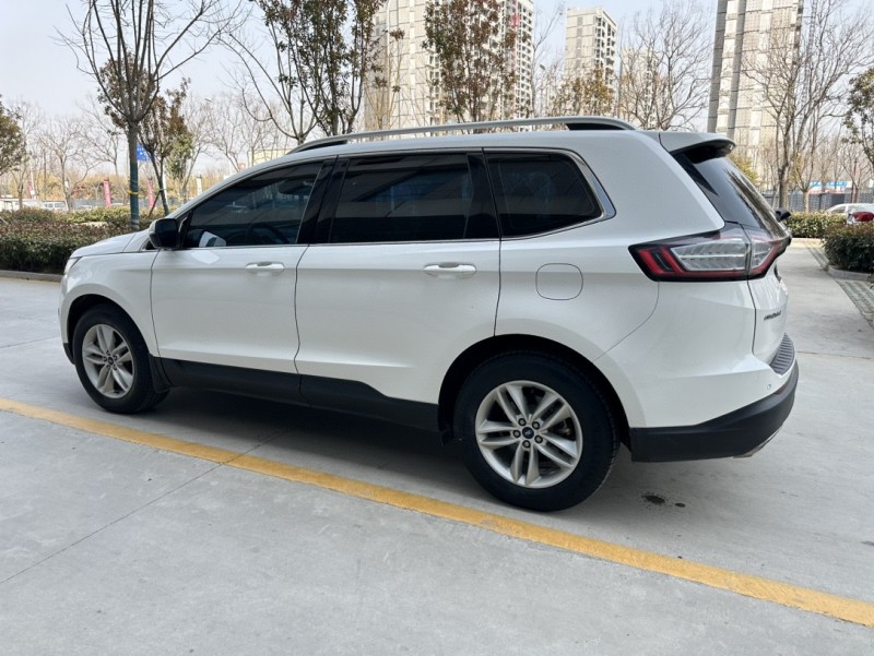 济宁18年福特锐界8