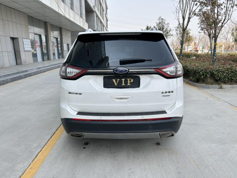 济宁18年福特锐界9