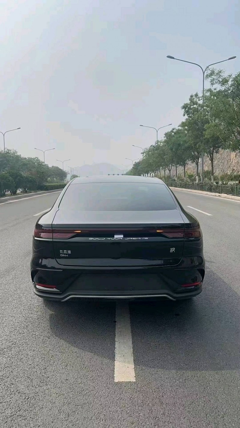 东营24年比亚迪汉6