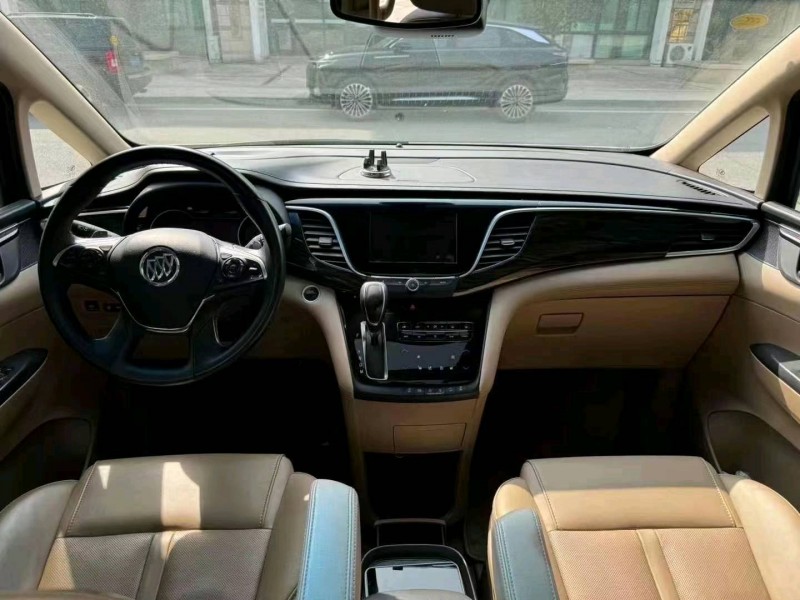 东营21年别克GL85