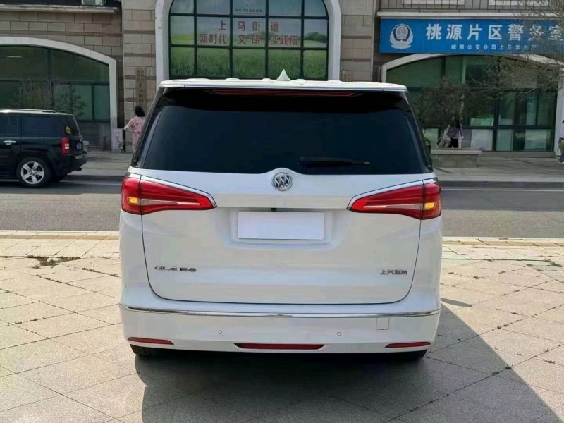 东营21年别克GL89