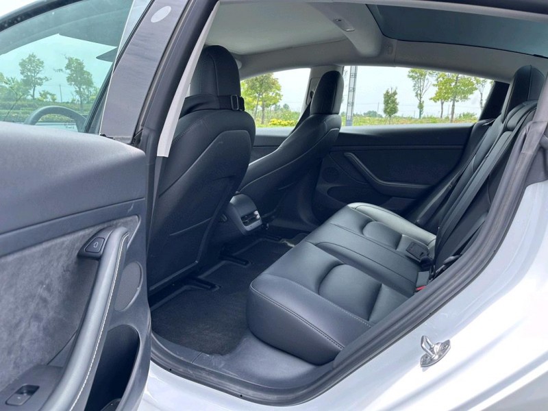 鹽城23年特斯拉MODEL 34