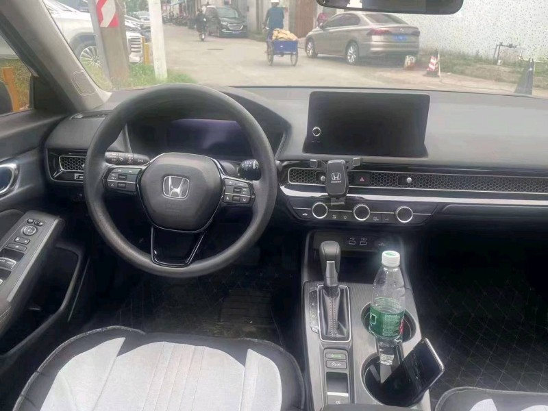 东营23年本田思域6