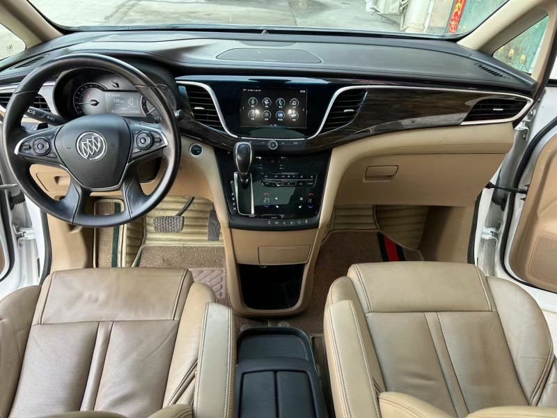 济宁19年别克GL87