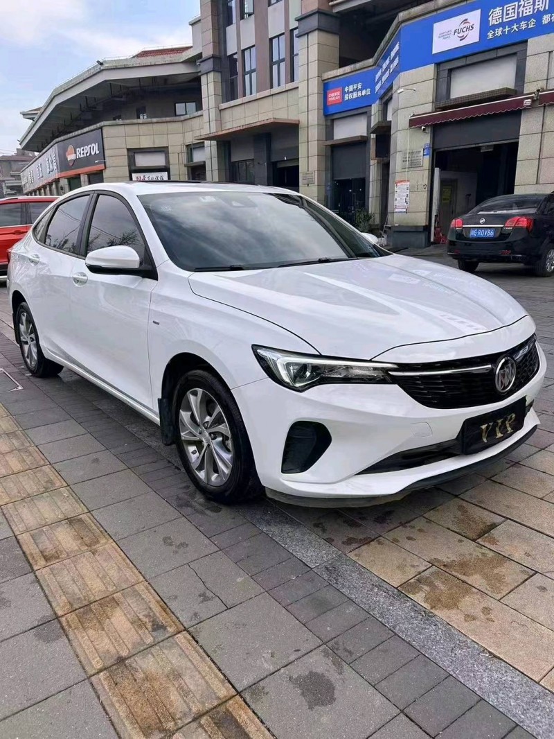 成都22年别克威朗7