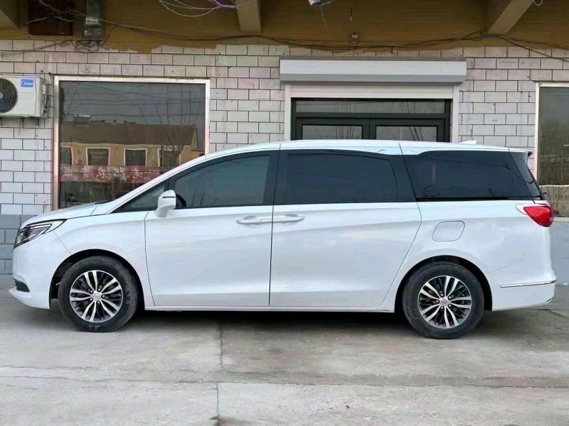 青岛19年别克GL83