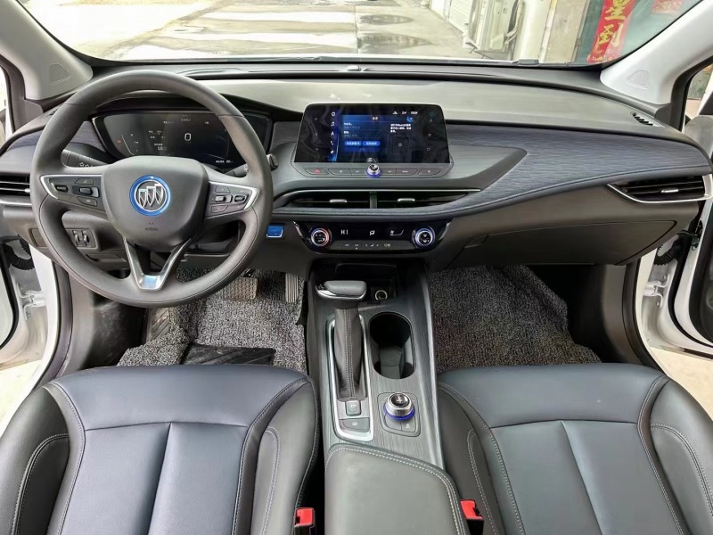 济宁23年别克微蓝7