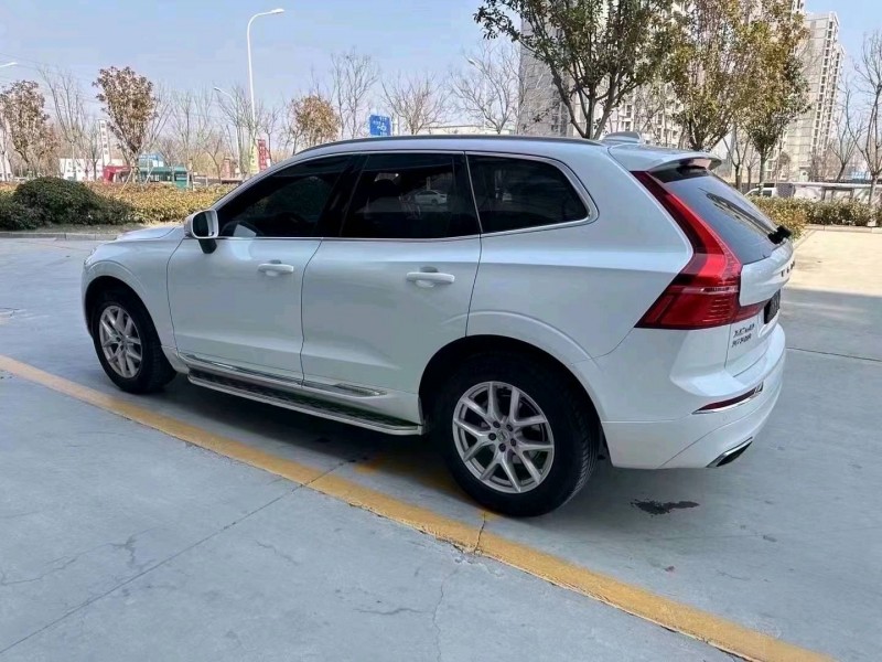 济宁19年沃尔沃XC604