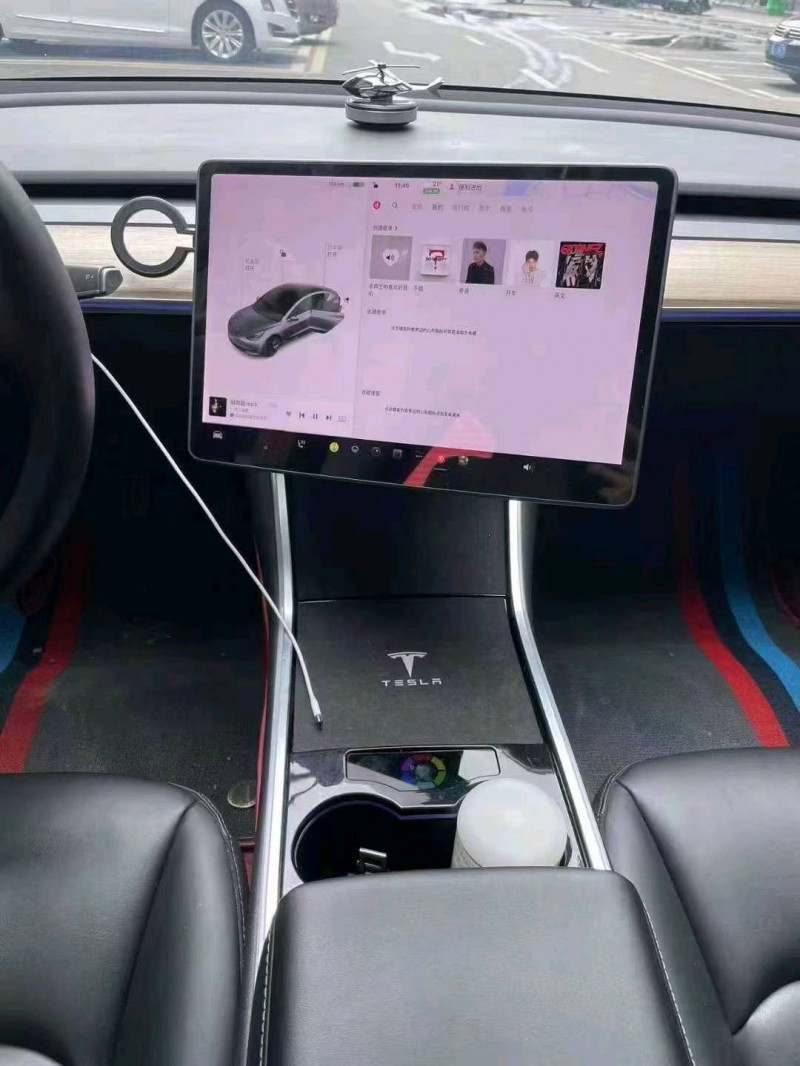 邵陽20年特斯拉MODEL 38