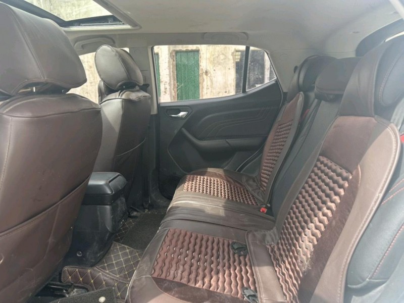 郑州18年东南汽车DX38