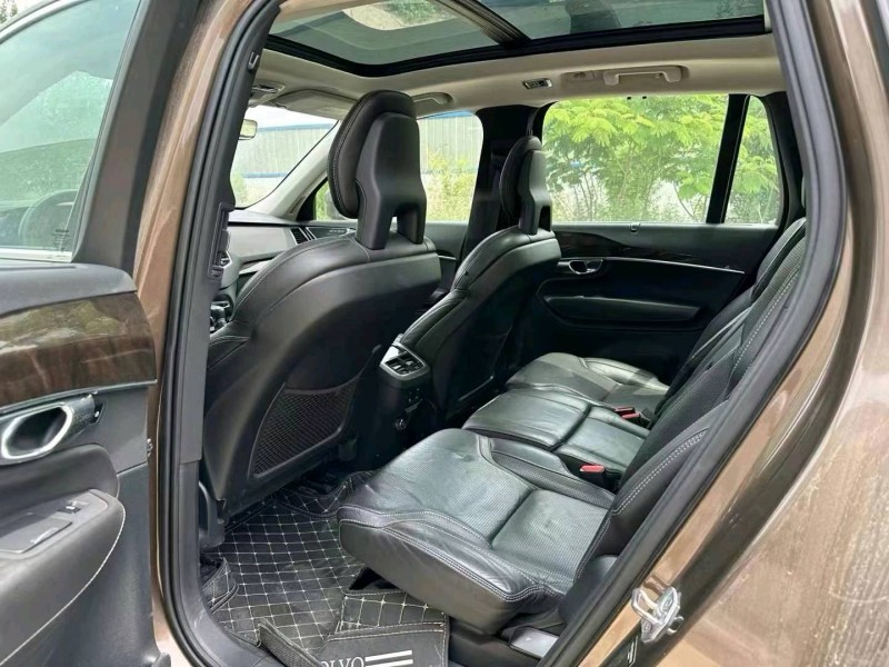 青岛16年沃尔沃XC909